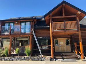 Bragg Creek Log Homes