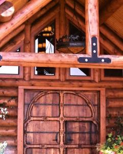 Bragg Creek Log Homes