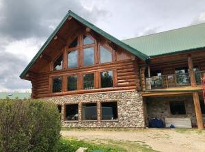 Bragg Creek Log Homes