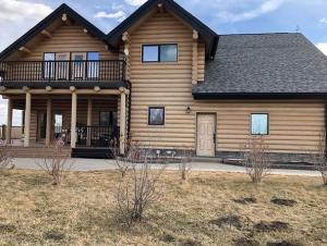 Bragg Creek Log Homes