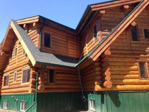Bragg Creek Log Homes