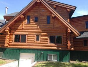 Bragg Creek Log Homes