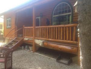 Bragg Creek Log Homes