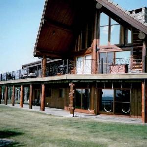 Bragg Creek Log Homes